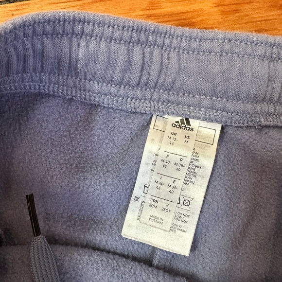 Adidas sweat shorts - Picture 5 of 6